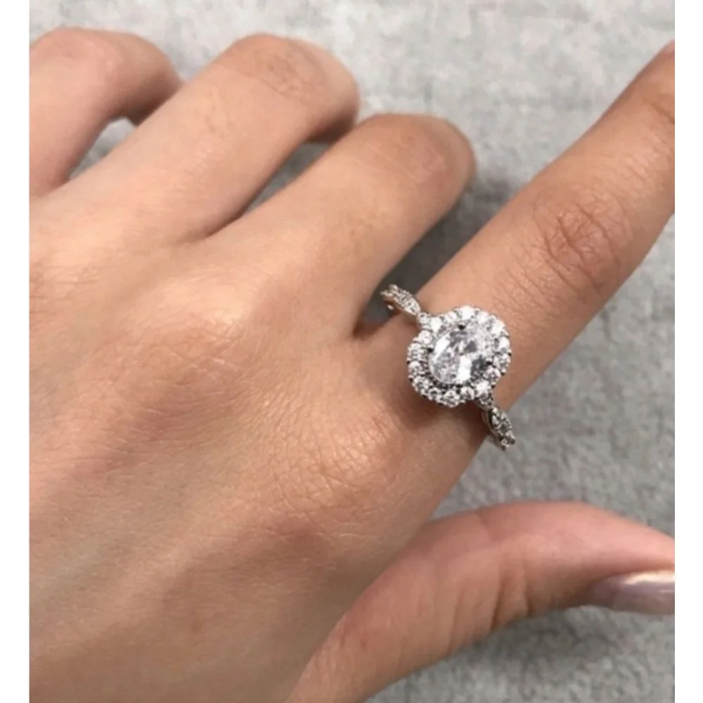 NEW Women's Gold Filled‎ Oval Halo Simulated Diamond Engagement Ring, Sz 6